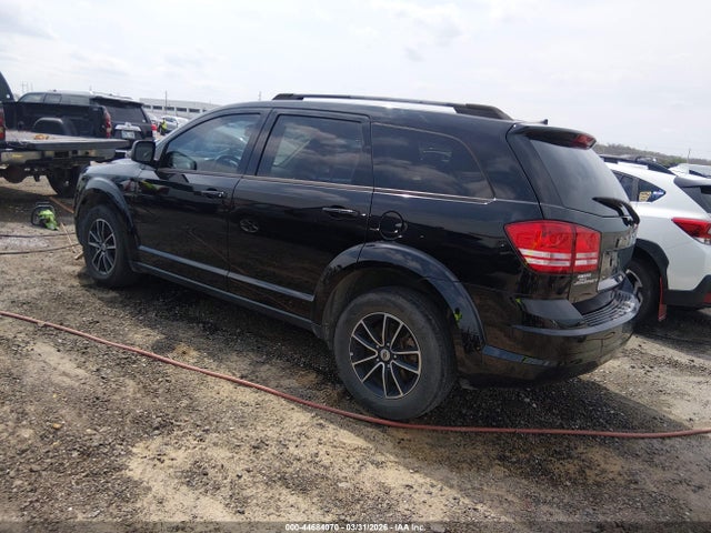 Auction sale of the 2018 Dodge Journey Se, vin: 3C4PDCAB5JT439705, lot number: 44684070