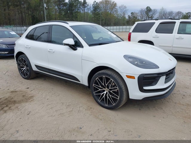 2026 PORSCHE MACAN WP1AA2A52TLB03929