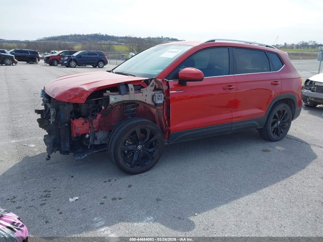 2024 Volkswagen Taos 1.5t Se მანქანა იყიდება აუქციონზე, vin: 3VVSX7B25RM069872, აუქციონის ნომერი: 44684093