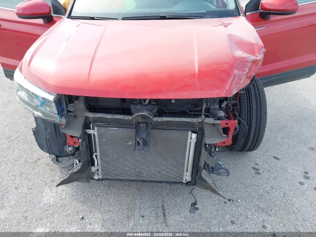2024 Volkswagen Taos 1.5t Se მანქანა იყიდება აუქციონზე, vin: 3VVSX7B25RM069872, აუქციონის ნომერი: 44684093