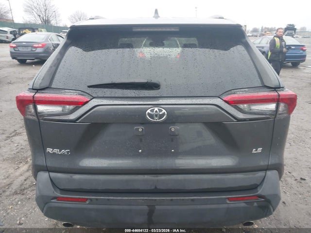 Toyota RAV4 LE 2019 2T3H1RFV4KC006682 Image 16
