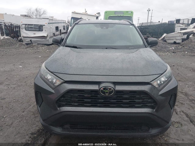 Toyota RAV4 LE 2019 2T3H1RFV4KC006682 Image 6