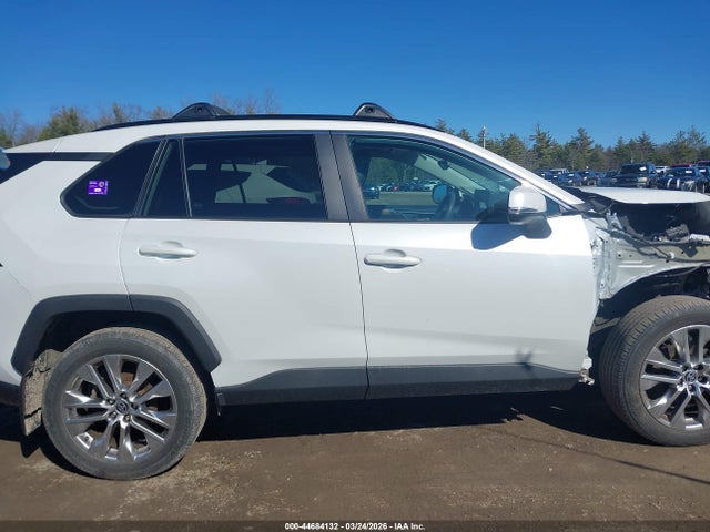 Toyota Rav4 Xle Premium 2023 2T3A1RFV4PW391409 Image 14