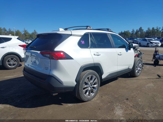 Toyota Rav4 Xle Premium 2023 2T3A1RFV4PW391409 Image 4