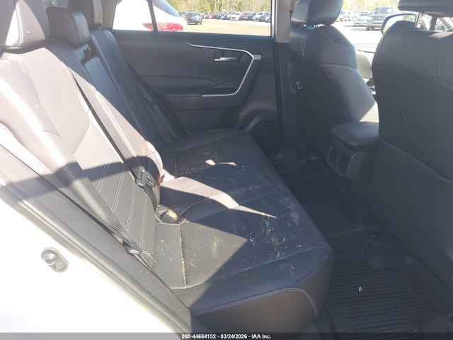 Toyota Rav4 Xle Premium 2023 2T3A1RFV4PW391409 Image 8