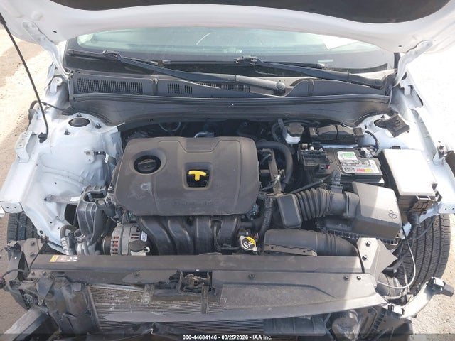44684146 :رقم المزاد ، 3KPF24AD3ME289174 vin ، 2021 Kia Forte Lxs مزاد بيع
