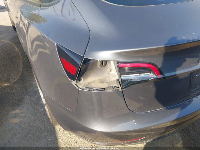 2023 Tesla Model 3 Rear-wheel Drive მანქანა იყიდება აუქციონზე, vin: 5YJ3E1EA4PF464457, აუქციონის ნომერი: 44684147