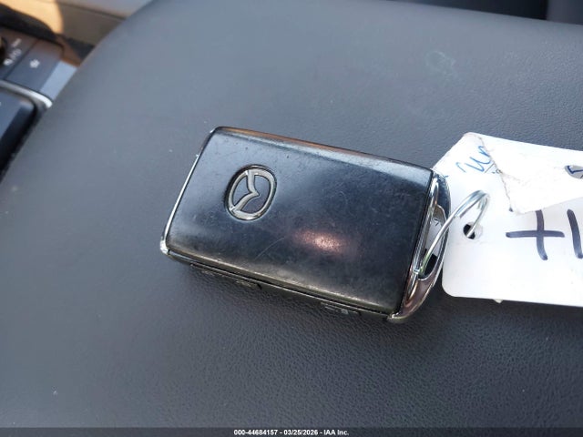 Продаж на аукціоні авто 2019 Mazda Mazda3 Preferred Package, vin: JM1BPAMM8K1141371, номер лоту: 44684157