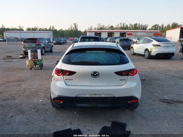 Продаж на аукціоні авто 2019 Mazda Mazda3 Preferred Package, vin: JM1BPAMM8K1141371, номер лоту: 44684157