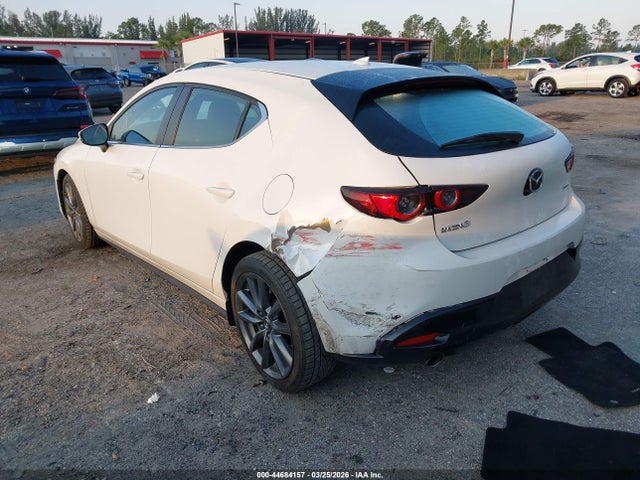 Продаж на аукціоні авто 2019 Mazda Mazda3 Preferred Package, vin: JM1BPAMM8K1141371, номер лоту: 44684157
