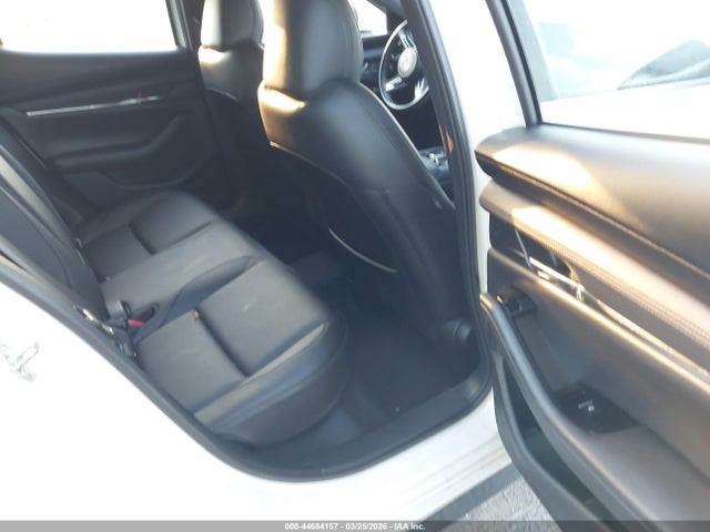 Продаж на аукціоні авто 2019 Mazda Mazda3 Preferred Package, vin: JM1BPAMM8K1141371, номер лоту: 44684157
