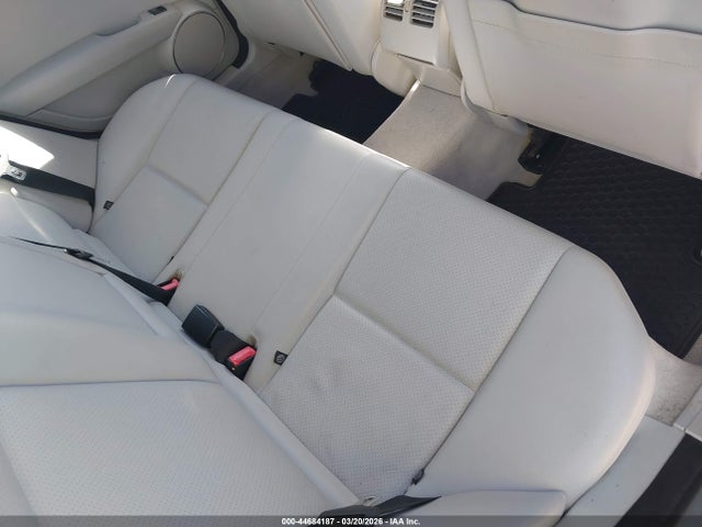 2013 Mercedes-benz C 250 Luxury მანქანა იყიდება აუქციონზე, vin: WDDGF4HB8DR268036, აუქციონის ნომერი: 44684187