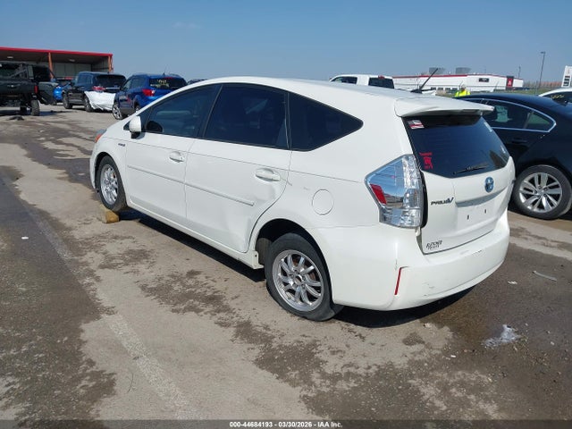 Продажа на аукционе авто 2012 Toyota Prius V Two, vin: JTDZN3EU9C3104298, номер лота: 44684193