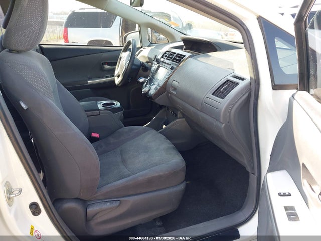 Продажа на аукционе авто 2012 Toyota Prius V Two, vin: JTDZN3EU9C3104298, номер лота: 44684193