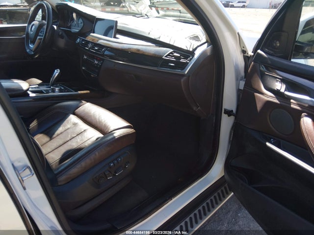 Продажа на аукционе авто 2015 Bmw X5 Sdrive35i, vin: 5UXKR2C59F0H40688, номер лота: 44684198