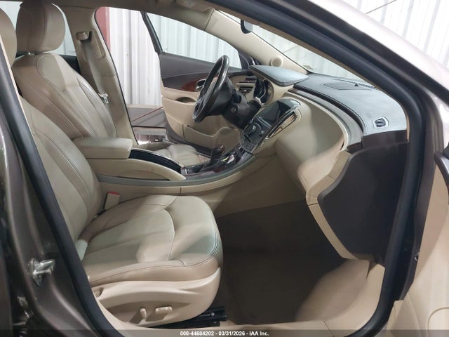 44684202 :رقم المزاد ، 1G4GC5EGXAF202878 vin ، 2010 Buick Lacrosse Cxl مزاد بيع