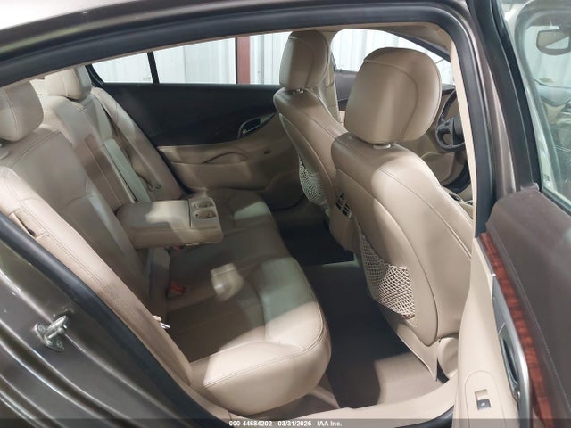 44684202 :رقم المزاد ، 1G4GC5EGXAF202878 vin ، 2010 Buick Lacrosse Cxl مزاد بيع