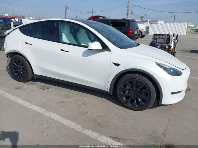 2021 TESLA MODEL Y 5YJYGDEE8MF112417