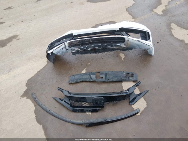 Продажа на аукционе авто 2020 Honda Civic Lx, vin: 2HGFC2F69LH595442, номер лота: 44684216