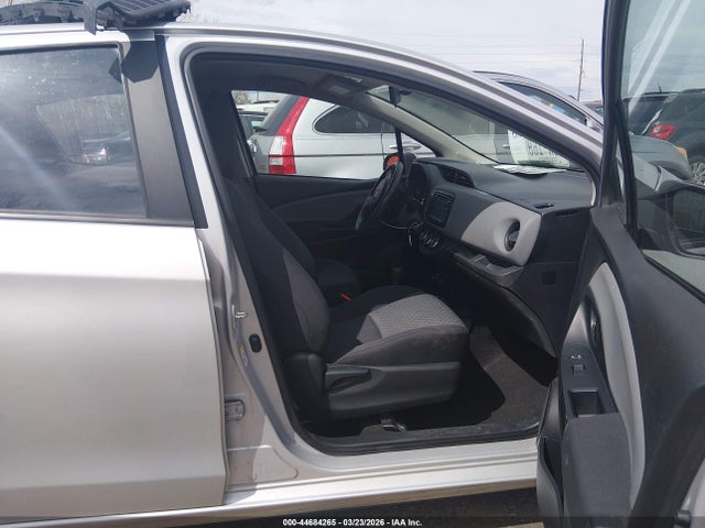 VNKKTUD39FA028269 Toyota YARIS L