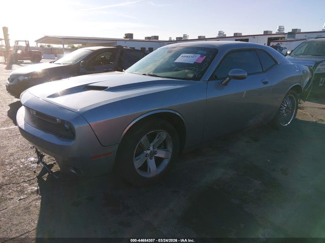 Dodge Challenger Sxt 2015 2C3CDZAG3FH885076 Image 2
