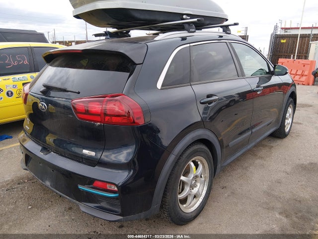 KNDCC3LG8L5070321 KIA Niro Ev Ex