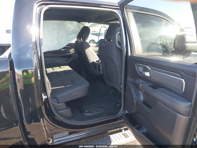 2025 Ram 1500 Big Horn  4x4 5'7 Box მანქანა იყიდება აუქციონზე, vin: 1C6RRFFG3SN572827, აუქციონის ნომერი: 44684323