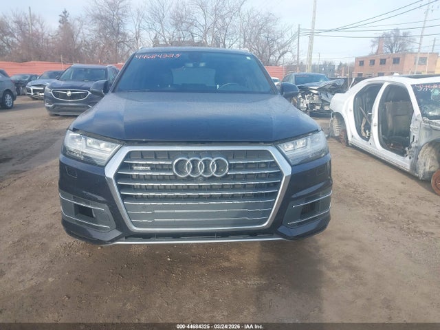 Продаж на аукціоні авто 2017 Audi Q7 3.0t Premium, vin: WA1LAAF79HD013249, номер лоту: 44684325