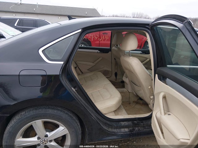 Aukcja sprzedaży 2012 Volkswagen Passat 2.5l Se, vin: 1VWBP7A32CC025553, numer aukcji: 44684326