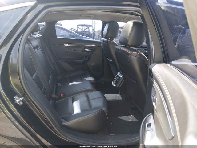 44684332 :رقم المزاد ، 2G1125S3XJ9108483 vin ، 2018 Chevrolet Impala 2lz مزاد بيع