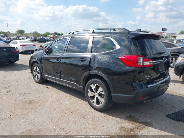 44684337 :رقم المزاد ، 4S4WMAFD0M3456756 vin ، 2021 Subaru Ascent Premium مزاد بيع