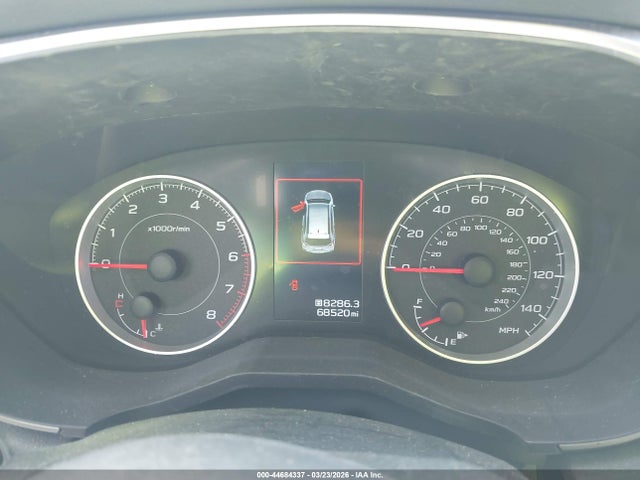 44684337 :رقم المزاد ، 4S4WMAFD0M3456756 vin ، 2021 Subaru Ascent Premium مزاد بيع