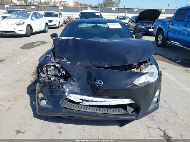 JF1ZNAA13E8709767 Scion FR-S
