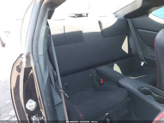 JF1ZNAA13E8709767 Scion FR-S