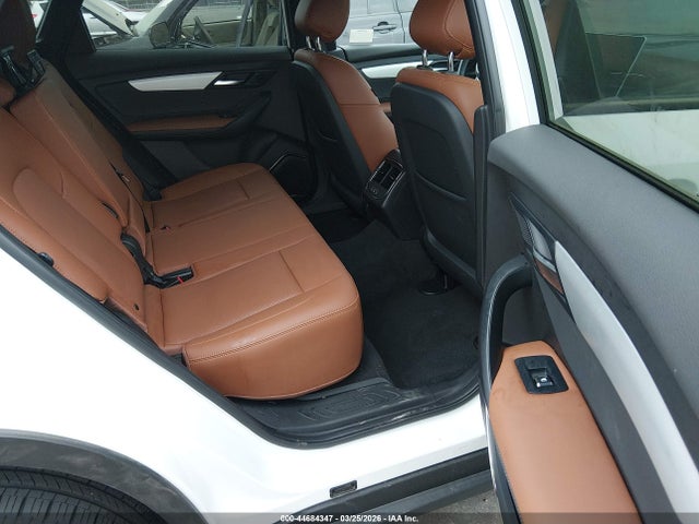 RLLV1AFA6SH009546 Vinfast Vf 8 Plus