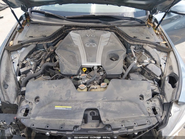 44684368 :رقم المزاد ، JN1EV7AP2JM362047 vin ، 2018 Infiniti Q50 3.0t Luxe مزاد بيع
