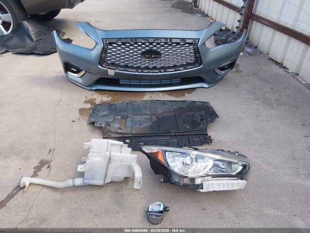 44684368 :رقم المزاد ، JN1EV7AP2JM362047 vin ، 2018 Infiniti Q50 3.0t Luxe مزاد بيع