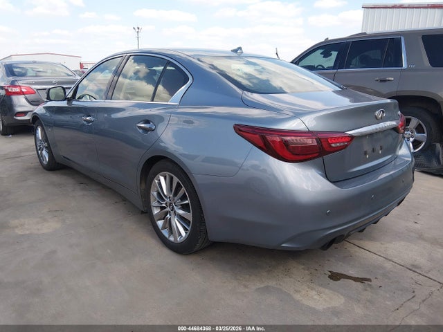 44684368 :رقم المزاد ، JN1EV7AP2JM362047 vin ، 2018 Infiniti Q50 3.0t Luxe مزاد بيع