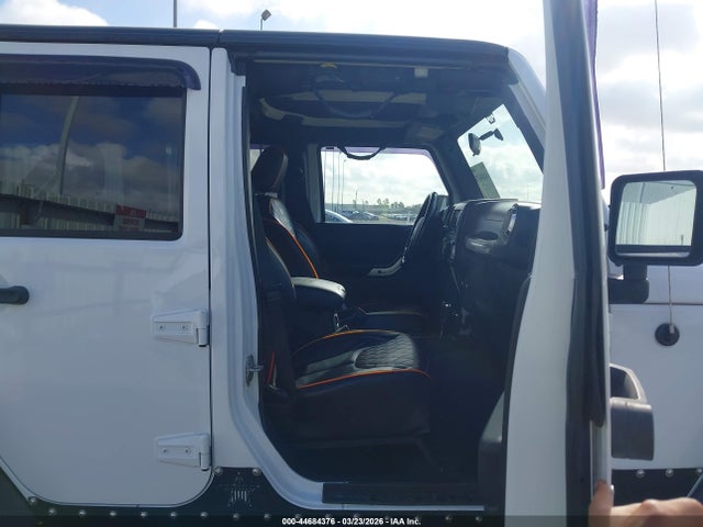 2011 JEEP WRANGLER UNLIMITED 1J4BA6H10BL536027 Photo 4