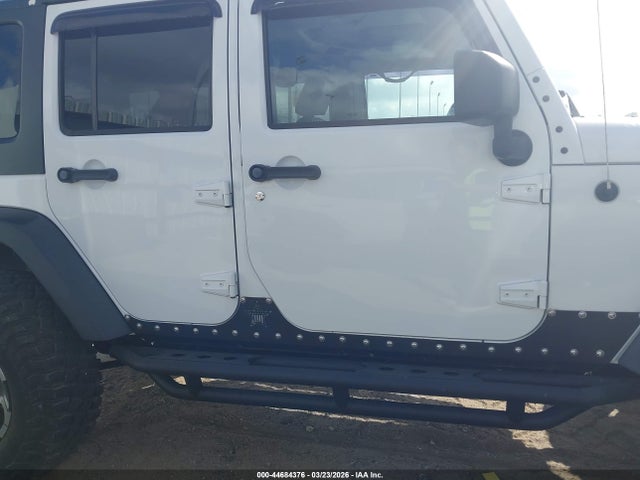 2011 JEEP WRANGLER UNLIMITED 1J4BA6H10BL536027 Photo 5