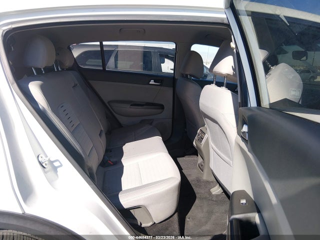 KIA Sportage Lx 2018 KNDPMCAC9J7322061 Image 8