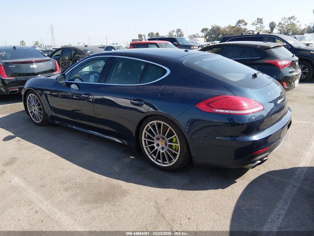 2015 PORSCHE PANAMERA E-HYBRID WP0AD2A72FL040846 Photo 2