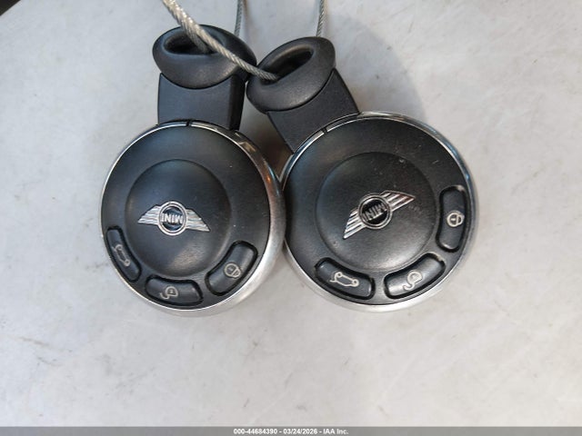 2011 MINI COOPER S COUNTRYMAN WMWZC3C57BWL78921 Photo 10