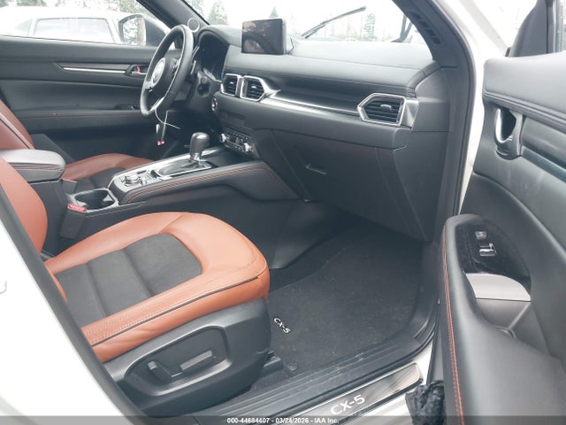 Продажа на аукционе авто 2024 Mazda Cx-5 2.5 Carbon Turbo, vin: JM3KFBAY5R0353412, номер лота: 44684407