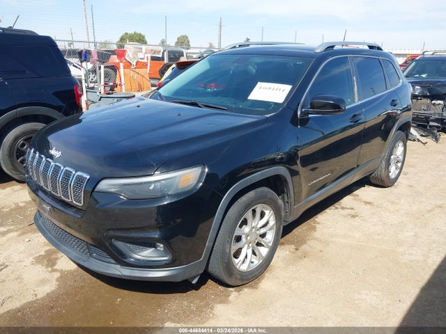 2019 Jeep Cherokee Latitude Fwd მანქანა იყიდება აუქციონზე, vin: 1C4PJLCB9KD307883, აუქციონის ნომერი: 44684414