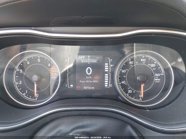 2019 Jeep Cherokee Latitude Fwd მანქანა იყიდება აუქციონზე, vin: 1C4PJLCB9KD307883, აუქციონის ნომერი: 44684414