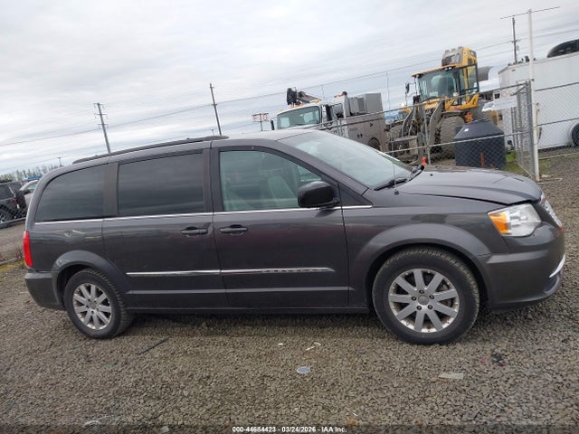 44684423 :رقم المزاد ، 2C4RC1BG6FR539073 vin ، 2015 Chrysler Town & Country Touring مزاد بيع