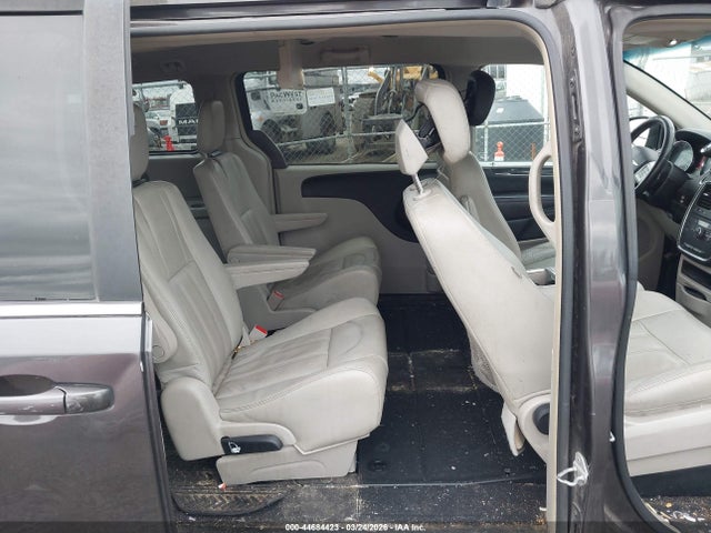 44684423 :رقم المزاد ، 2C4RC1BG6FR539073 vin ، 2015 Chrysler Town & Country Touring مزاد بيع