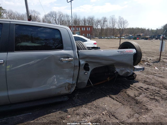 Продажа на аукционе авто 2021 Toyota Tundra Limited, vin: 5TFHY5F18MX042860, номер лота: 44684426