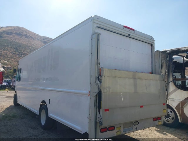 1F66F5KY3H0A12988 Ford F-59 Commercial Stripped